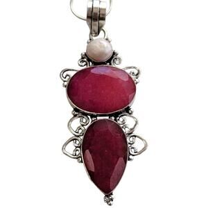 Elegant Sterling Silver Red Gemstone and Pearl Necklace - 20-Inch Chain